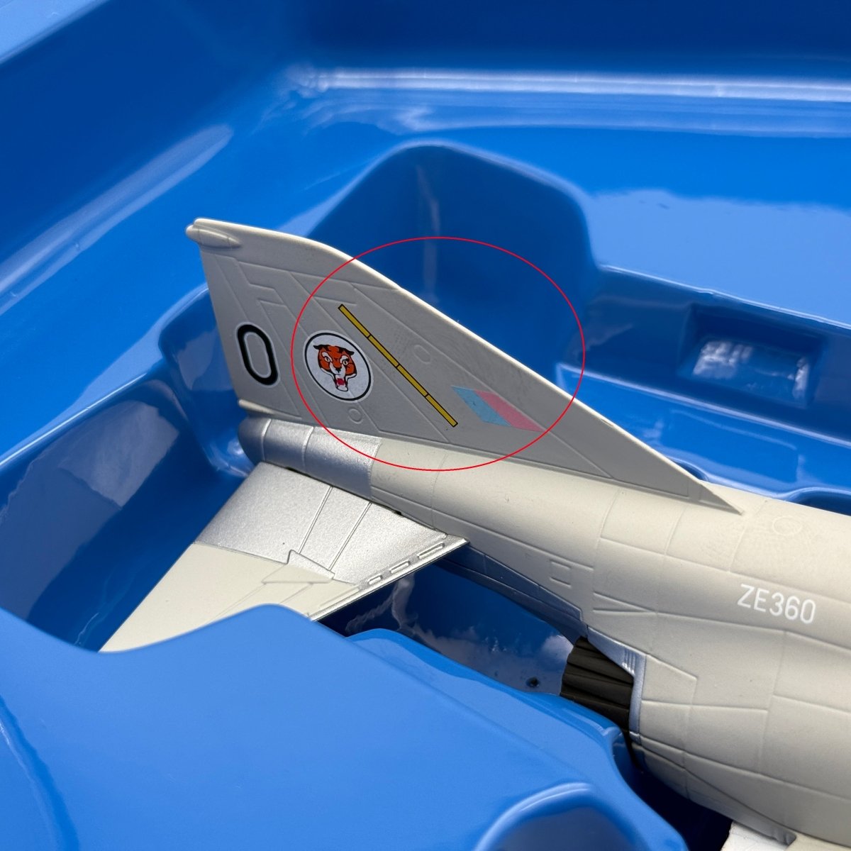 Corgi AA33210 1:72 McDonnell Douglas F - 4J Phantom II RAF No.74 Sqn ZE360 1986 - Corgi