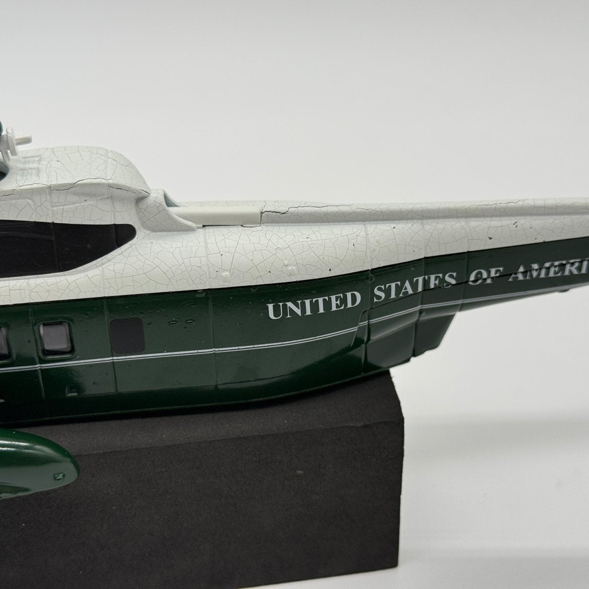 Corgi AA33403 1:72 Sikorsky VH-3D Sea King USMC HMX-1 Marine One *ISSUES* - Corgi