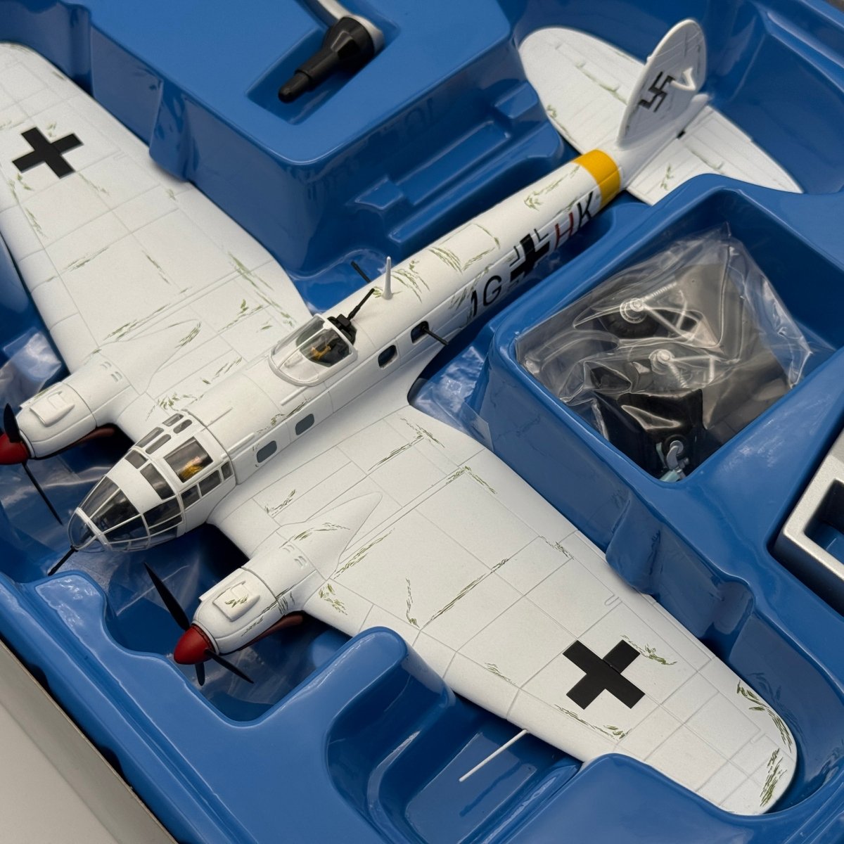 Corgi AA33705 1:72 Heinkel He 111H-6 1G+HK II./KG 27 USSR January 1943 - Corgi