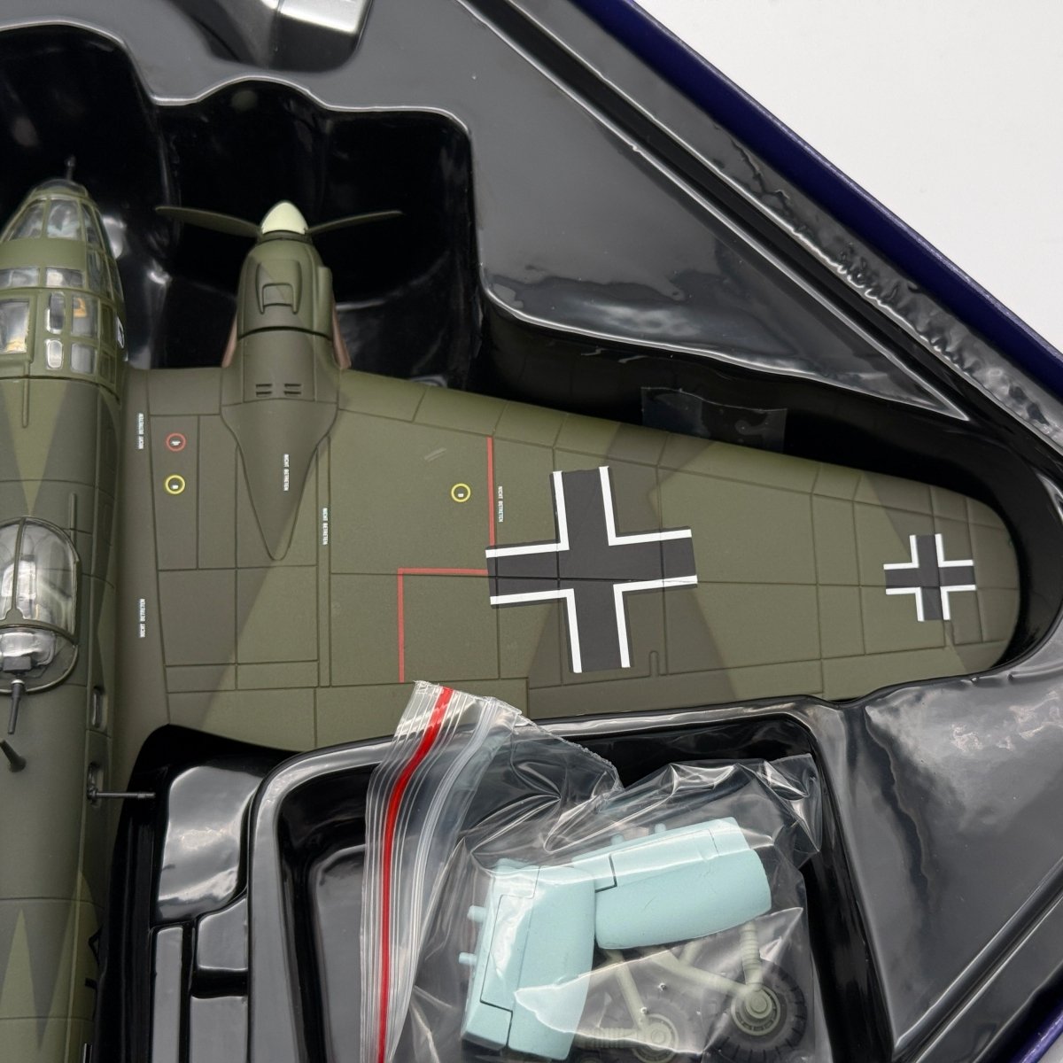 Corgi AA33717 1:72 Heinkel He 111H-2 1H+JA Stab KG26 Humbie Scotland 1939 - Corgi