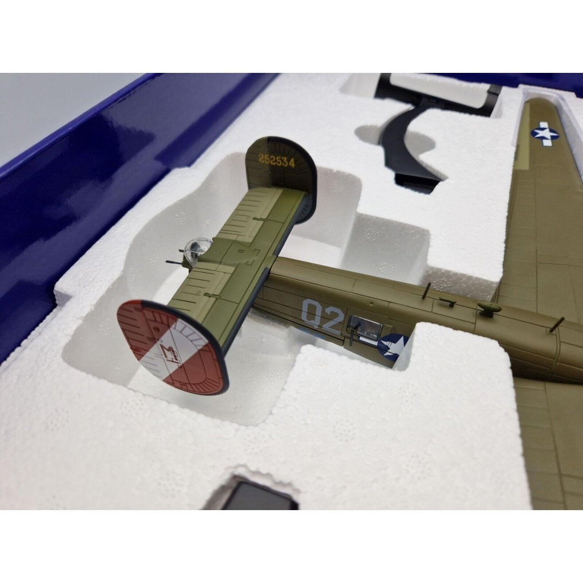Corgi Aviation Archive 1:72 B - 24H Liberator 'WITCHCRAFT' Diecast AA34019 - Corgi