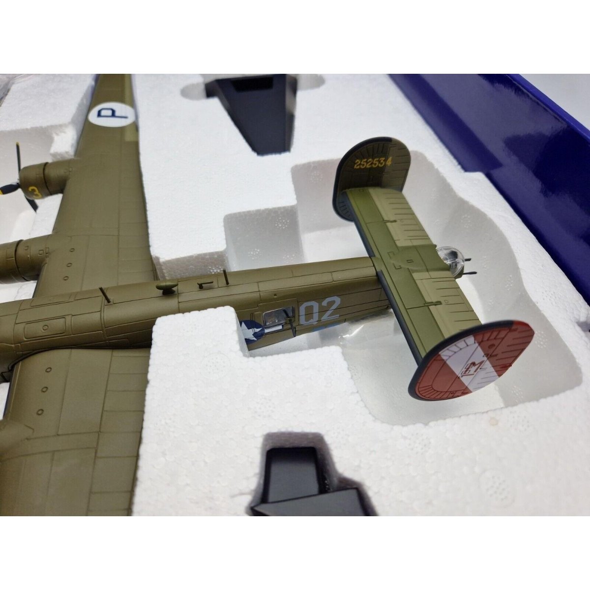 Corgi Aviation Archive 1:72 B - 24H Liberator 'WITCHCRAFT' Diecast AA34019 - Corgi