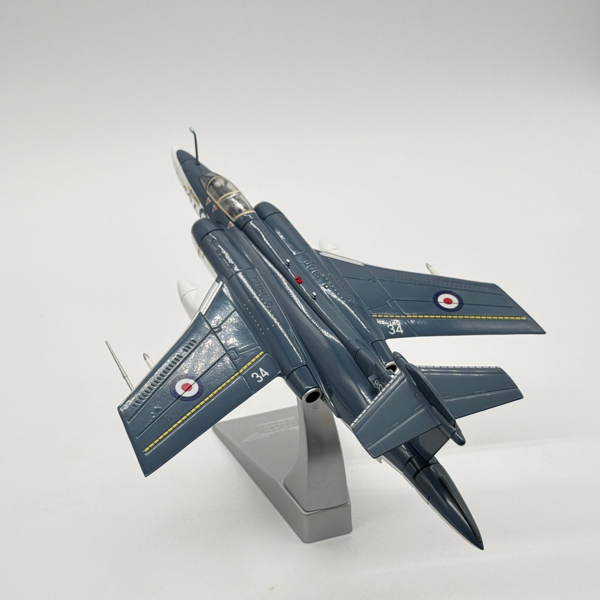Corgi AA34103 1:72 Blackburn Buccaneer S.Mk 2 Royal Navy No.801 NAS XN981 HMS Victorious 1965 - Corgi