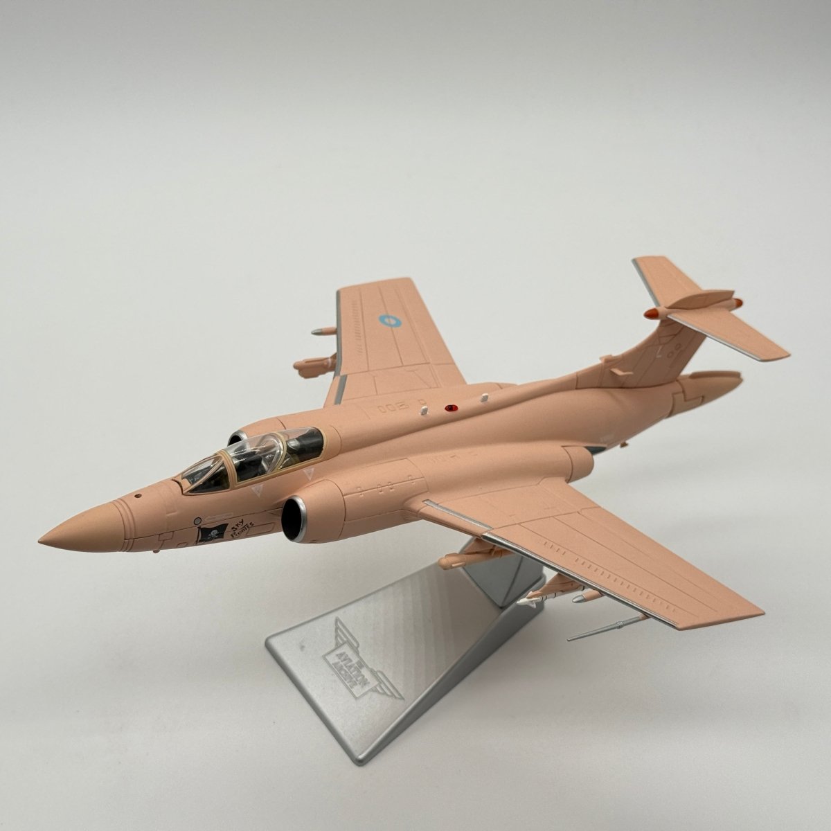 Corgi AA34104 1:72 Blackburn Buccaneer S.Mk 2B RAF No.12 Sqn XX885 RAF Muharraq Gulf War 1991 - Corgi