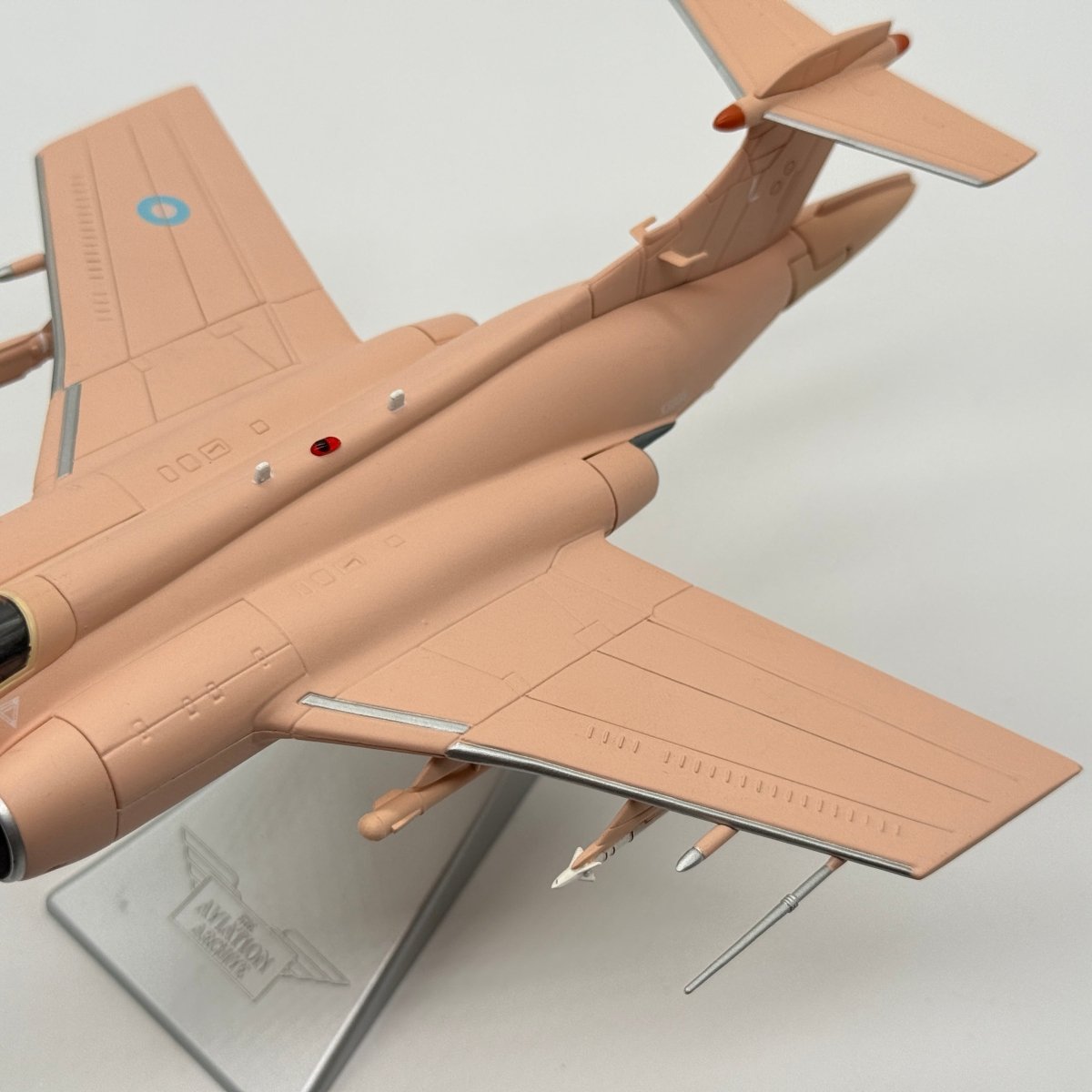 Corgi AA34104 1:72 Blackburn Buccaneer S.Mk 2B RAF No.12 Sqn XX885 RAF Muharraq Gulf War 1991 - Corgi