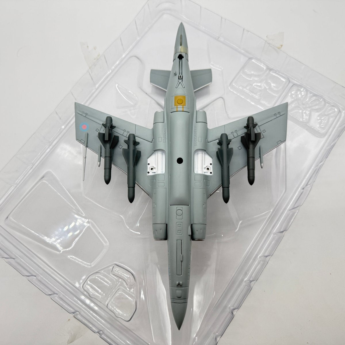 Corgi AA34105 1:72 Blackburn Buccaneer S.Mk 2B RAF No.208 Sqn XX895 RAF Lossiemouth 1993 - Corgi