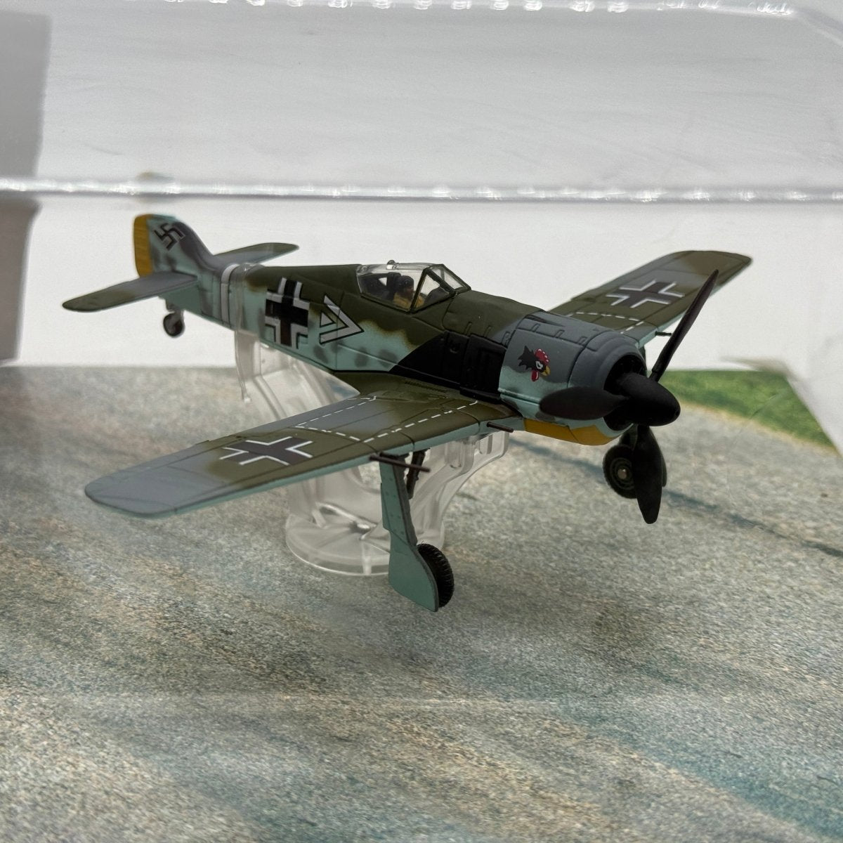 Corgi AA34303 1:72 Focke-Wulf Fw 190A-3 Hans Assi Hahn III./JG 2 Richthofen Théville France 1942 - Corgi
