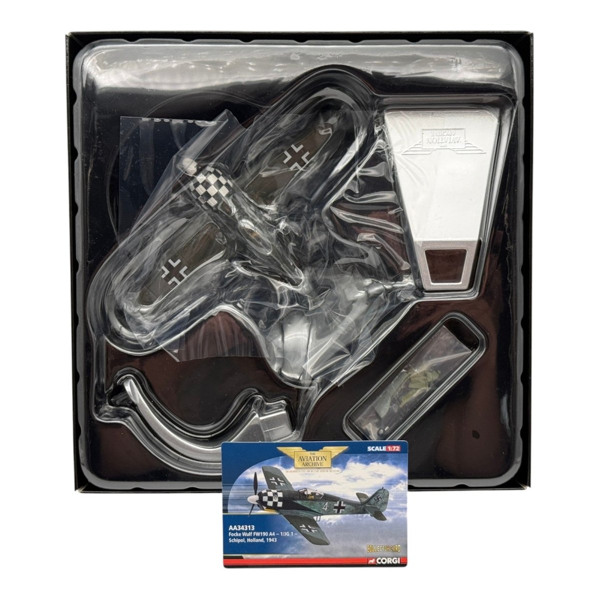 Corgi AA34313 1:72 Focke - Wulf Fw 190A Luftwaffe 1./JG 1 Schiphol 1943 - Corgi