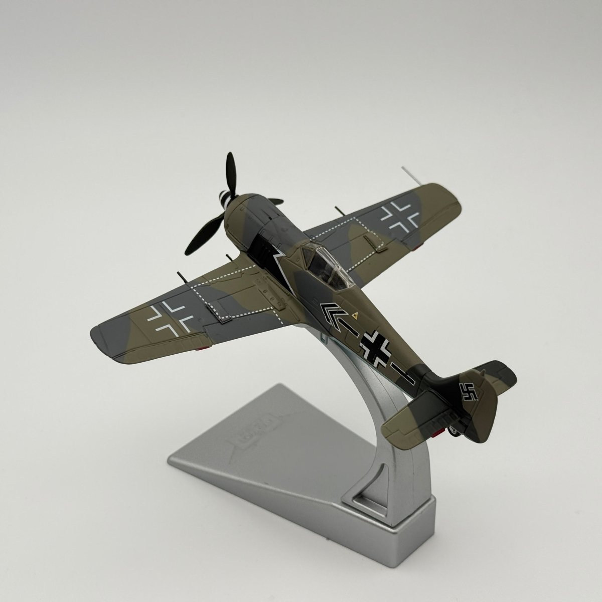 Corgi AA34315 1:72 Focke - Wulf Fw 190A Luftwaffe JG 2 Kurt Buhligen France 1944 - Corgi