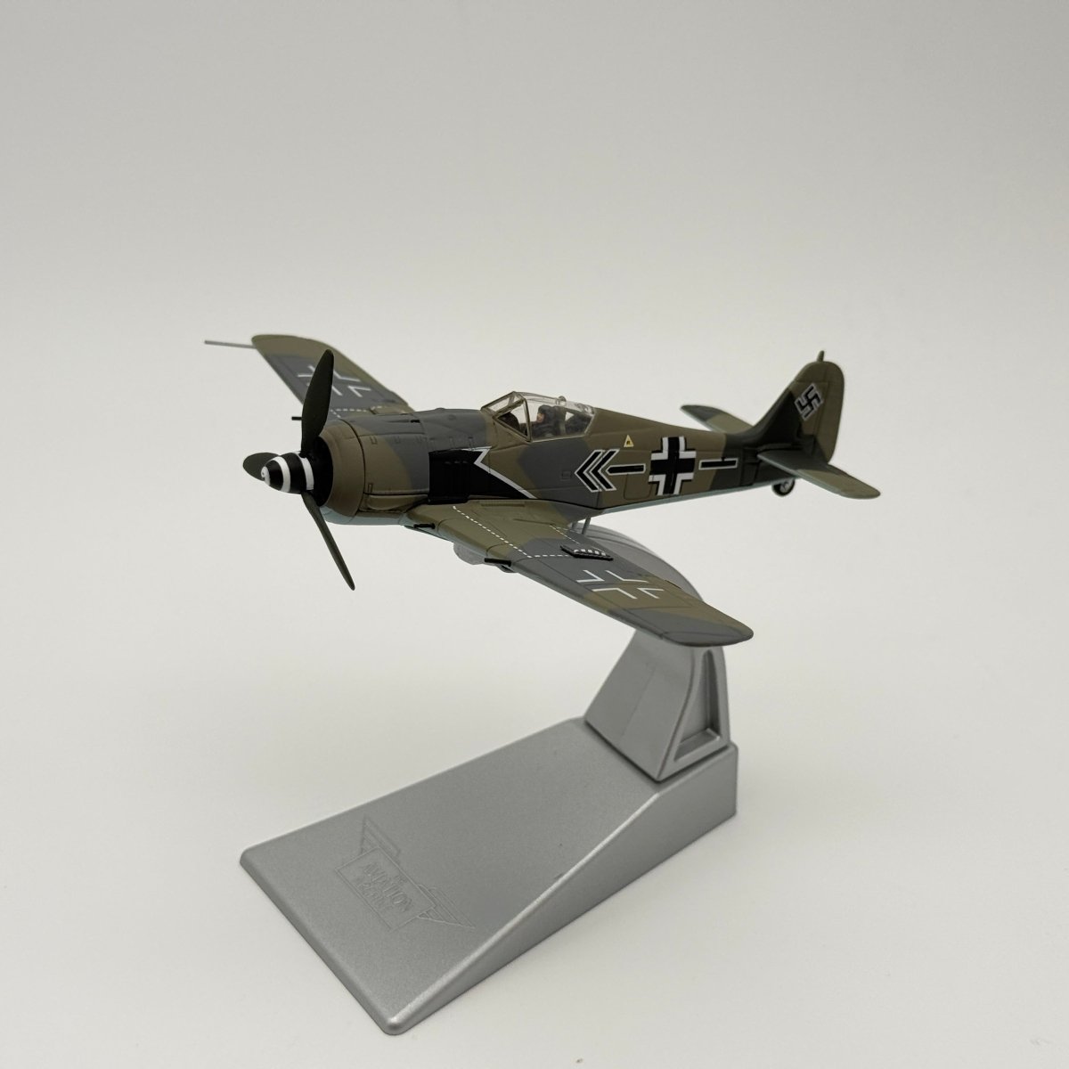 Corgi AA34315 1:72 Focke - Wulf Fw 190A Luftwaffe JG 2 Kurt Buhligen France 1944 - Corgi