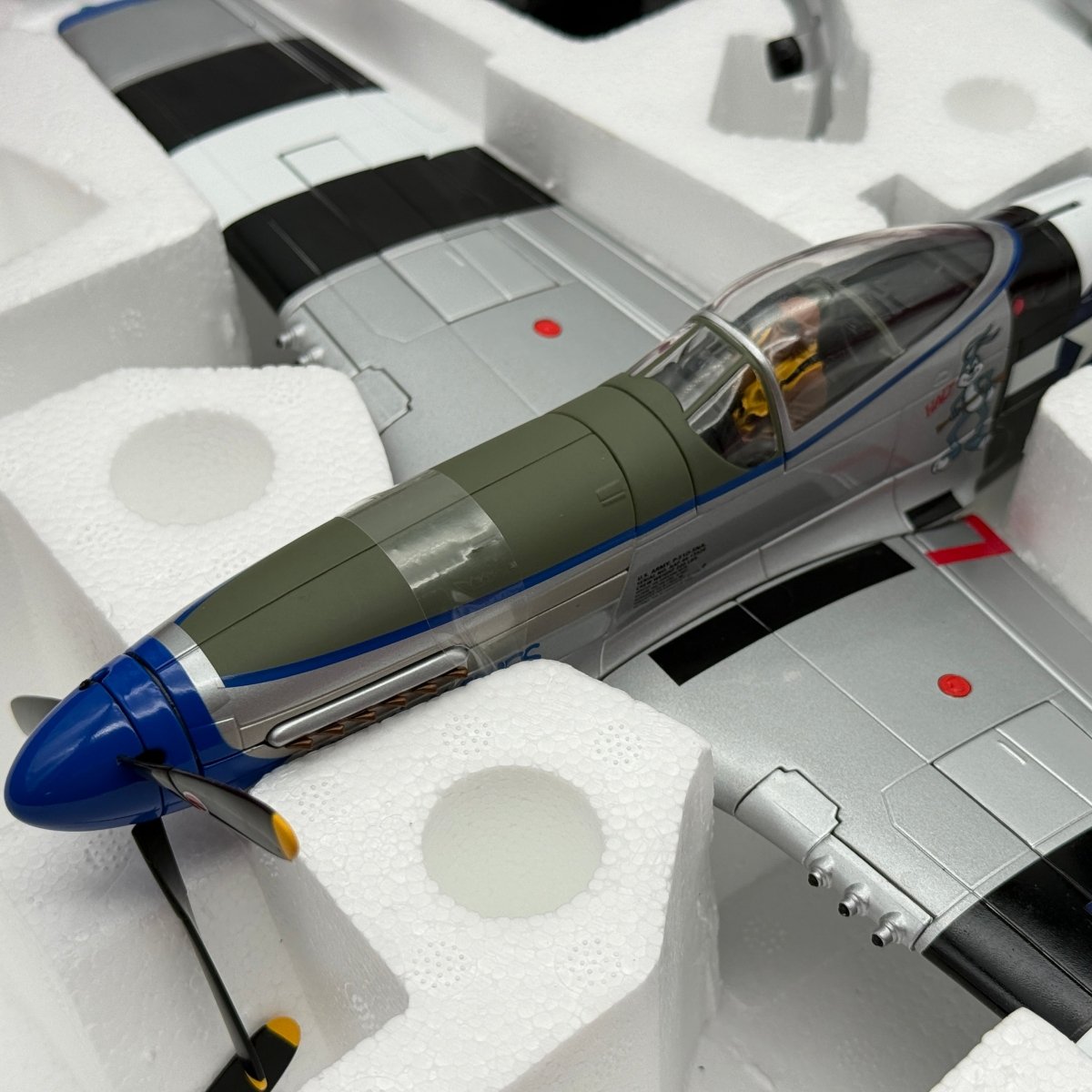 Corgi AA34404 1:32 P - 51D Mustang USAAF 3rd ACG Jumpin' Jaques - Corgi