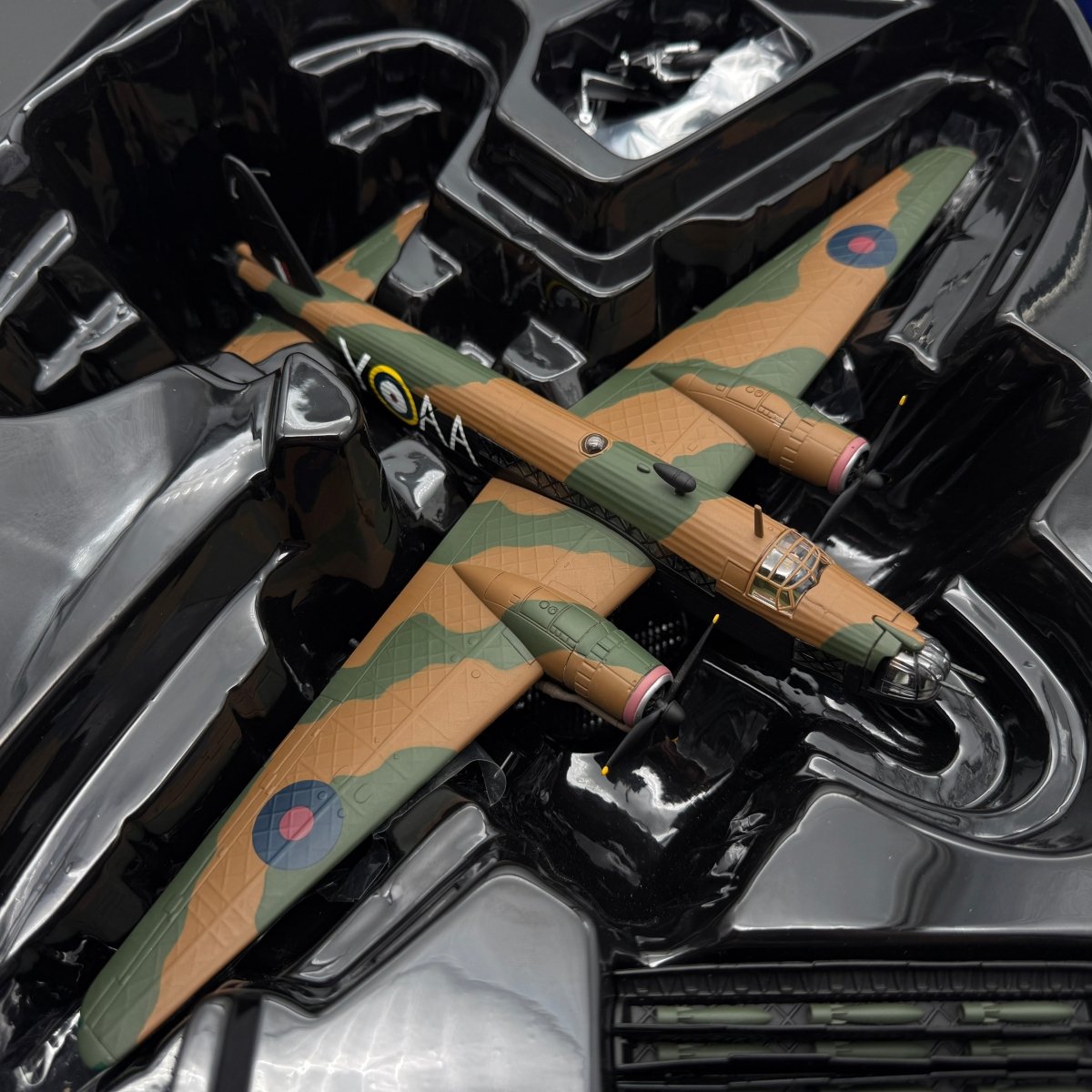 Corgi AA34811 1:72 Vickers Wellington Mk Ic R1162 75 NZ Sqn Feltwell 1941 - Corgi
