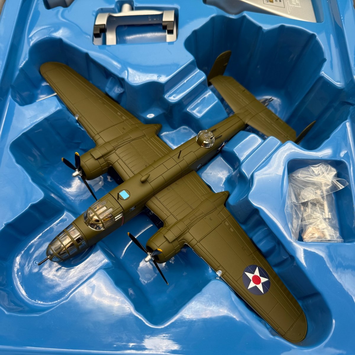 Corgi AA35302 1:72 North American B-25B Mitchell 40-2344 Jimmy Doolittle Doolittle Raid 1942 - Corgi