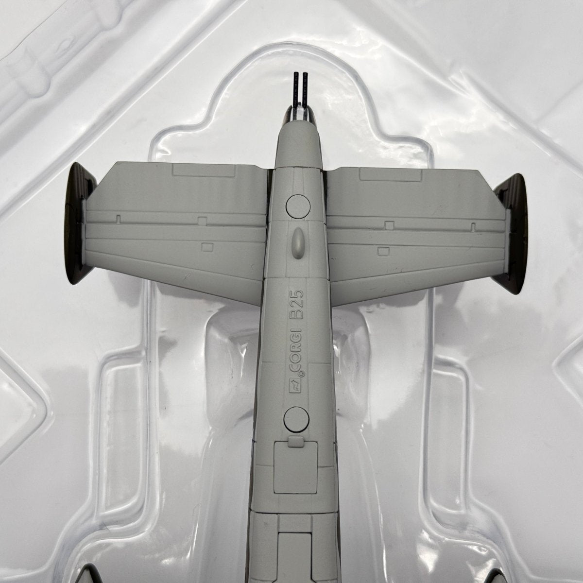 Corgi AA35302 1:72 North American B-25B Mitchell 40-2344 Jimmy Doolittle Doolittle Raid 1942 - Corgi