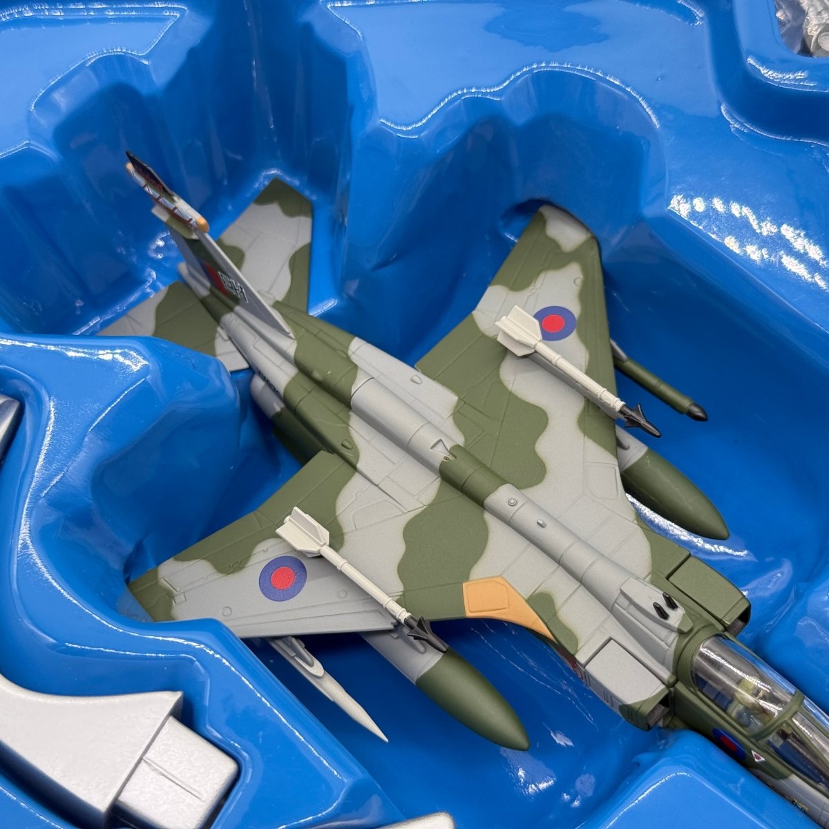 Corgi AA35401 1:72 SEPECAT Jaguar GR.Mk 1 RAF No.6 Sqn XX970 RAF Coltishall England 1990 - Corgi