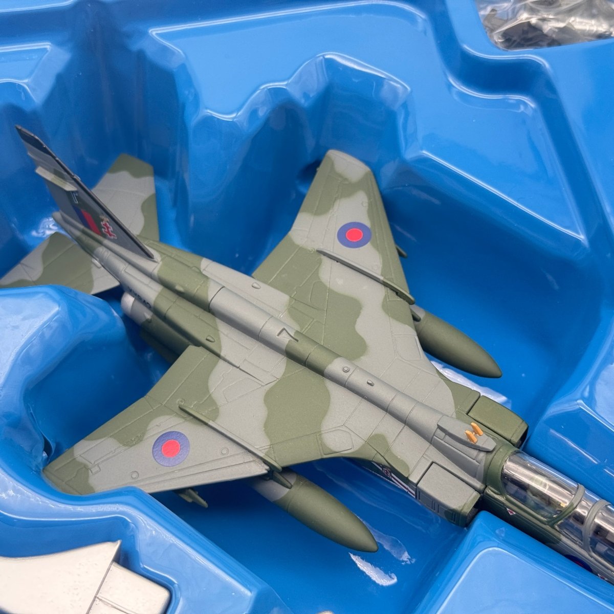 Corgi AA35405 1:72 SEPECAT Jaguar T.Mk 2 RAF No.41 Sqn Coltishall 1977 - Corgi