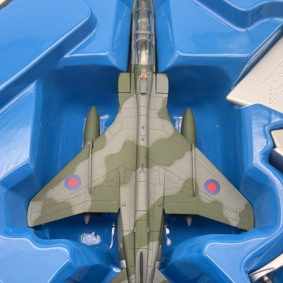 Corgi AA35405 1:72 SEPECAT Jaguar T.Mk 2 RAF No.41 Sqn Coltishall 1977 - Corgi