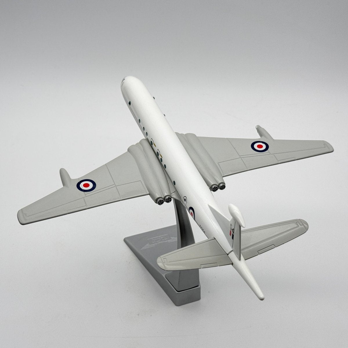 Corgi AA35602 1:144 Hawker Siddeley Nimrod MR.1 XV254 RAF Kinloss Scotland 1977 - Corgi