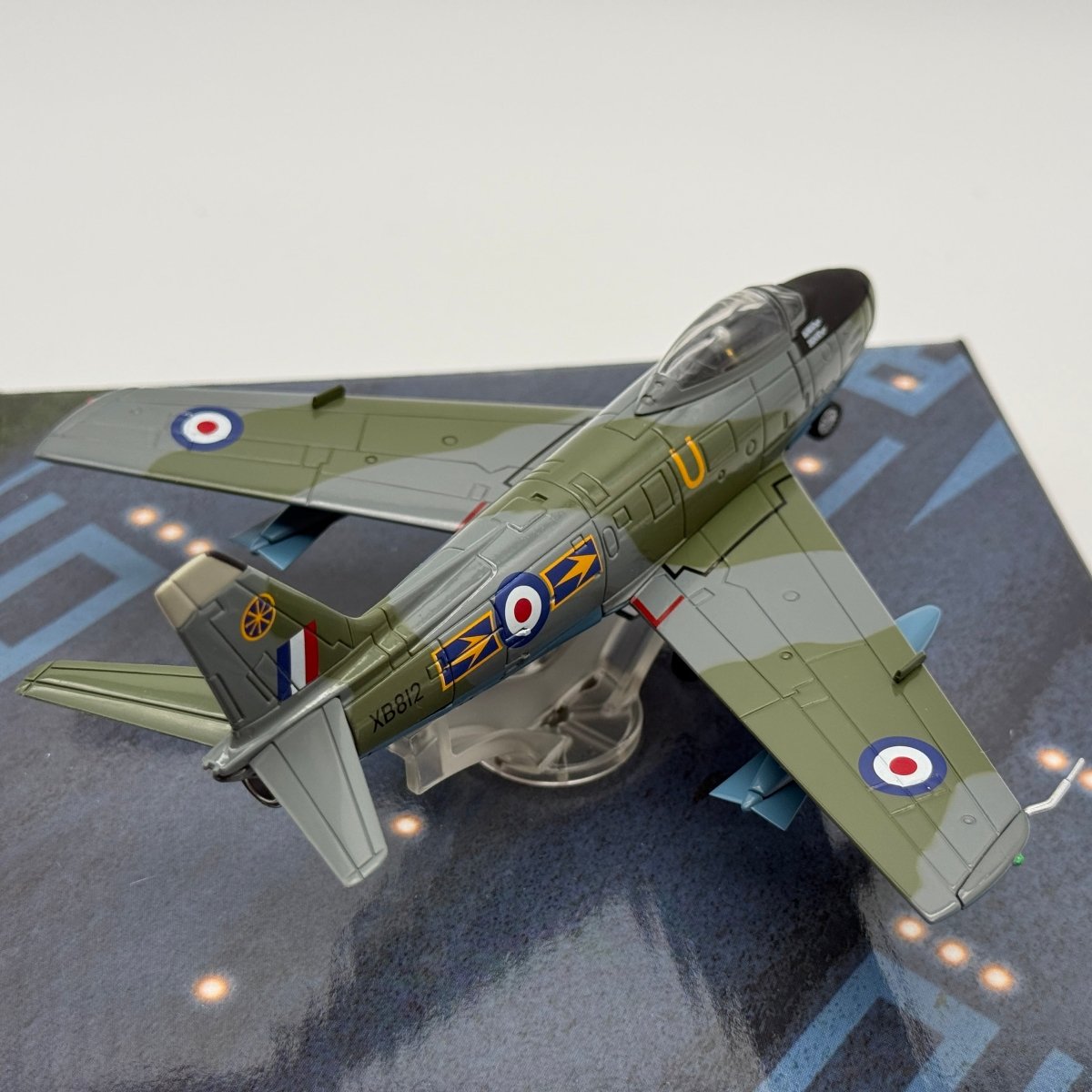 Corgi AA35805 1:72 Canadair Sabre Mk.4 XB812 RAF No.93 Sqn Jever 1954 - Corgi