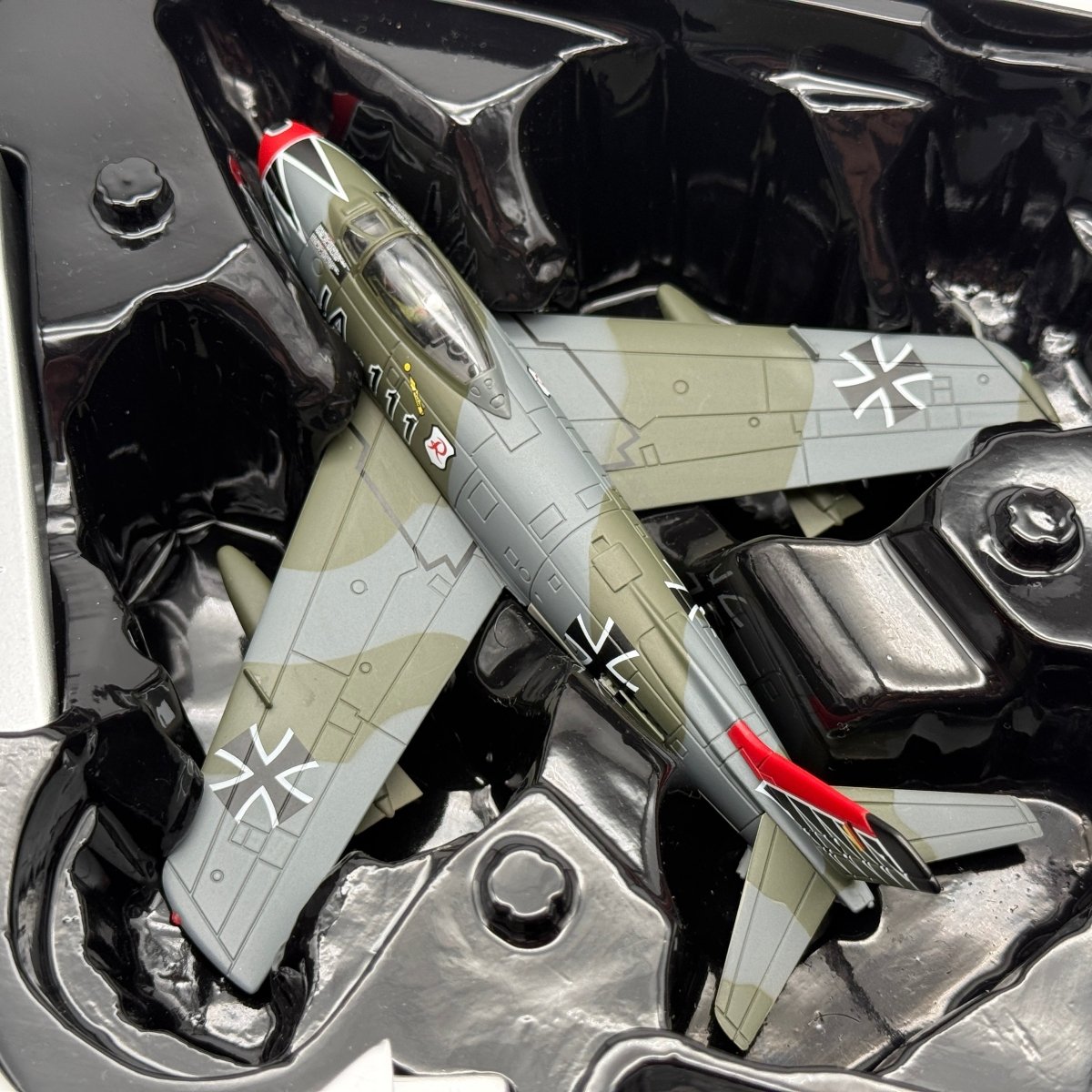 Corgi AA35816 1:72 Canadair Sabre Mk 6 Luftwaffe JG 71 Hartmann JA - 111 - Corgi