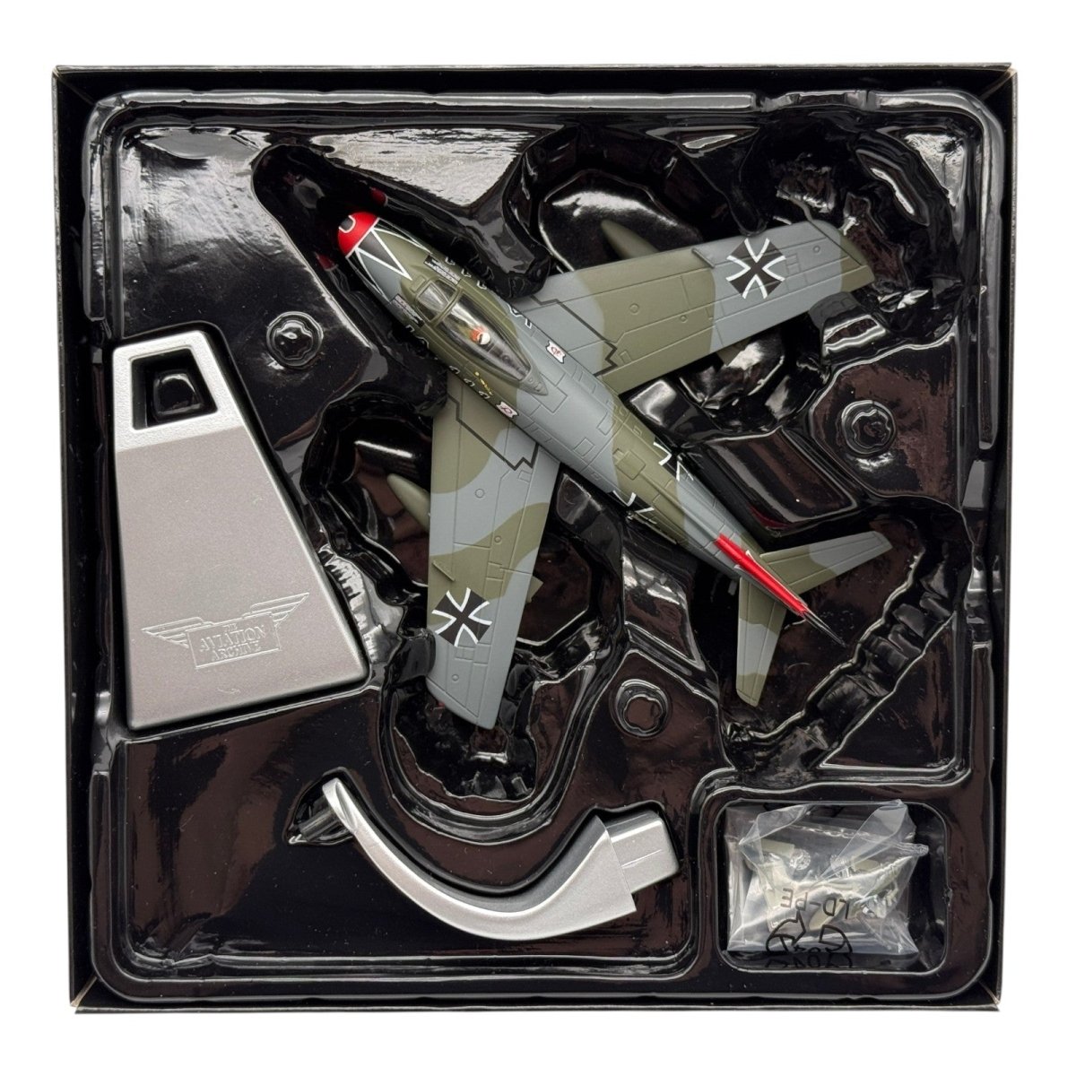 Corgi AA35816 1:72 Canadair Sabre Mk 6 Luftwaffe JG 71 Hartmann JA - 111 - Corgi