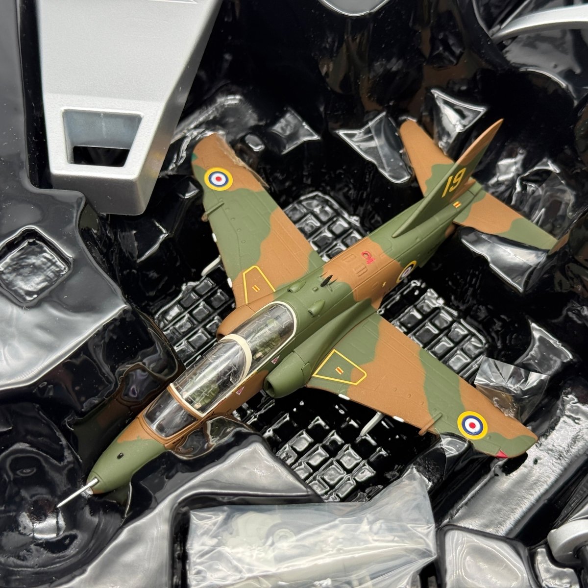 Corgi AA36009 1:72 BAe Hawk T.Mk 1A RAF No.19 Sqn XX184 Spitfire Livery - Corgi