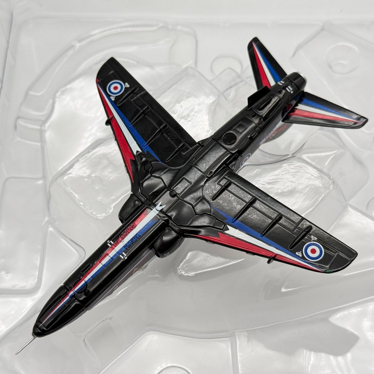 Corgi AA36010 1:72 BAe Hawk T.Mk 1 RAF No.4 FTS Jules Fleming 2011 Display - Corgi