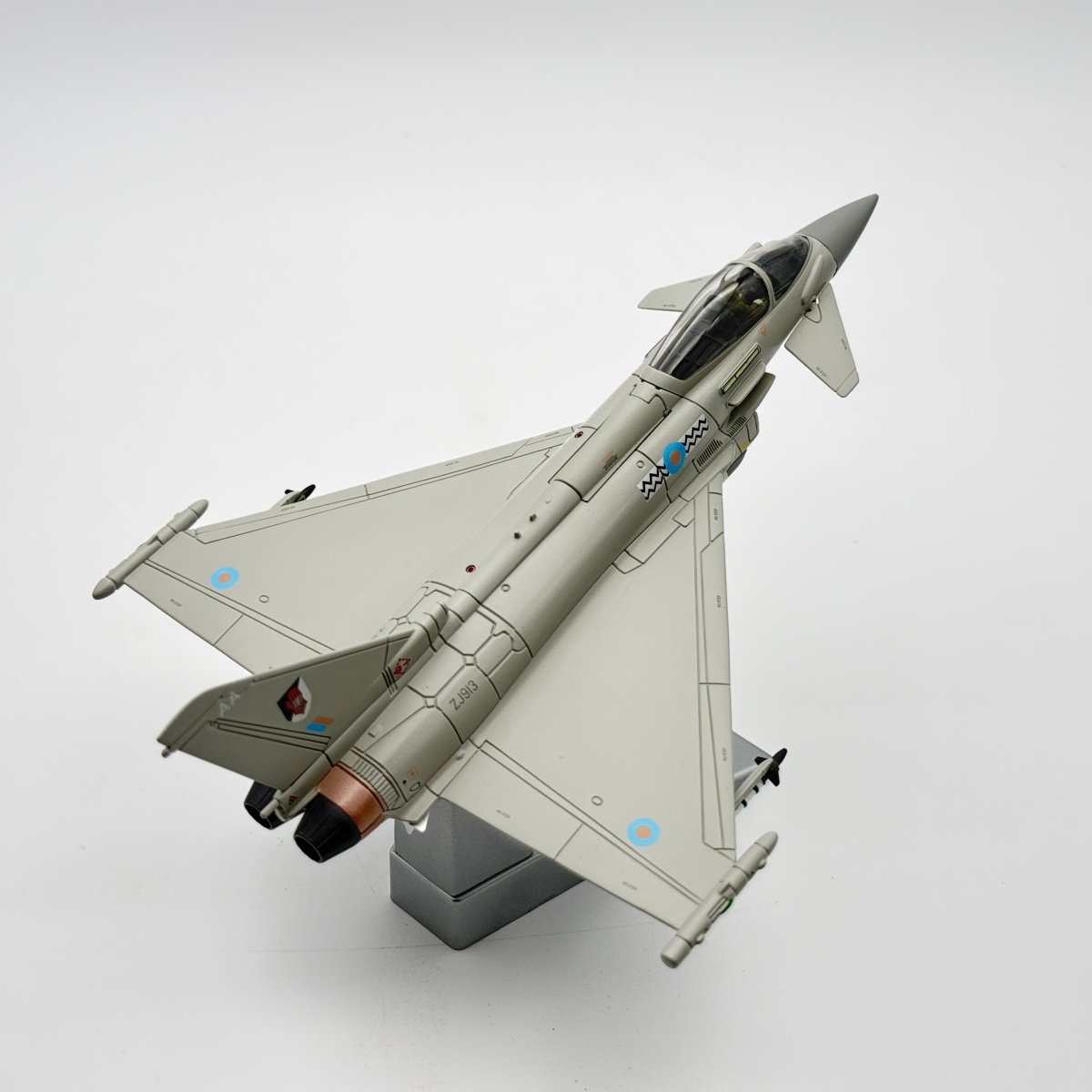 Corgi AA36401 1:72 Eurofighter Typhoon F.2 No. 17(R) Squadron RAF Coningsby 2006 - Corgi