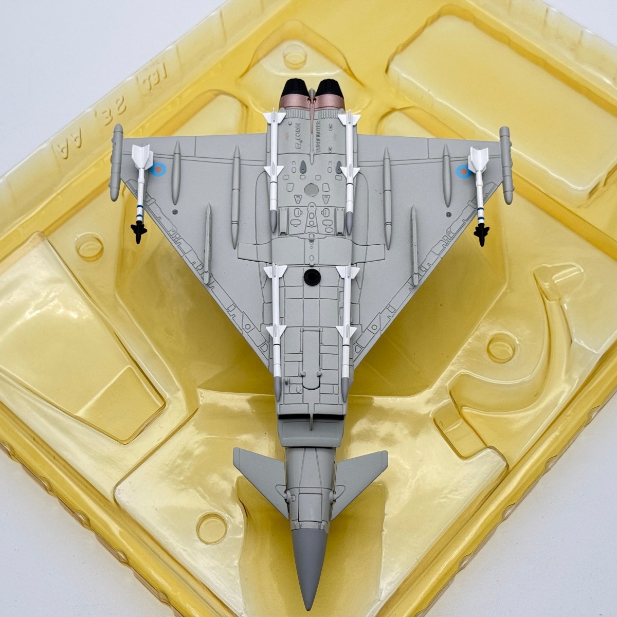 Corgi AA36401 1:72 Eurofighter Typhoon F.2 No. 17(R) Squadron RAF Coningsby 2006 - Corgi