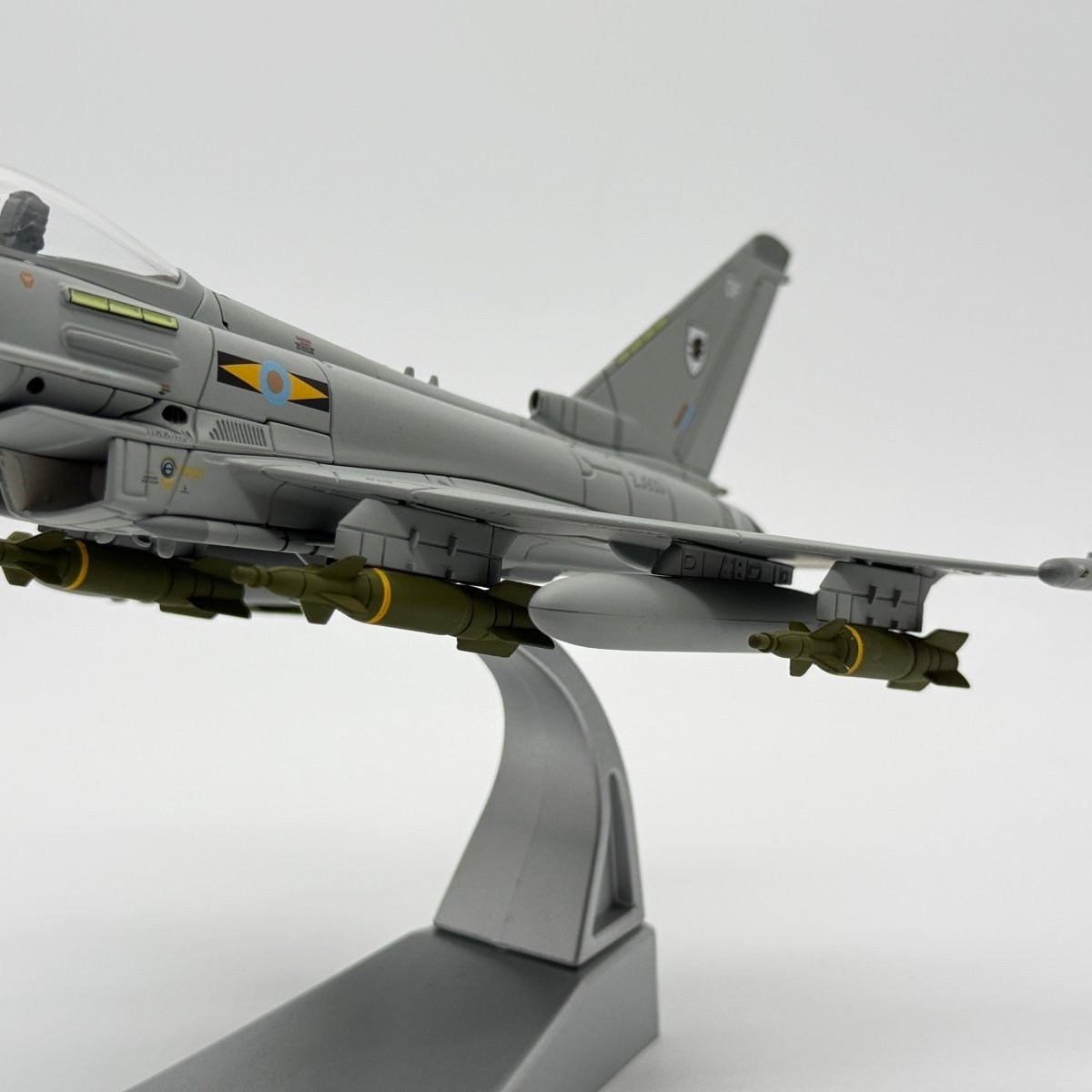 Corgi AA36406 1:72 Eurofighter Typhoon F.Mk 2 RAF No.11 Sqn Libya 2011 - Corgi