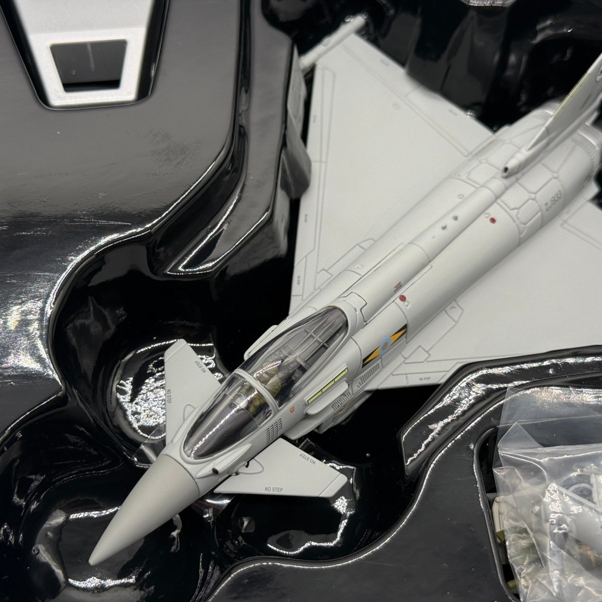 Corgi AA36406 1:72 Eurofighter Typhoon F.Mk 2 RAF No.11 Sqn Libya 2011 - Corgi