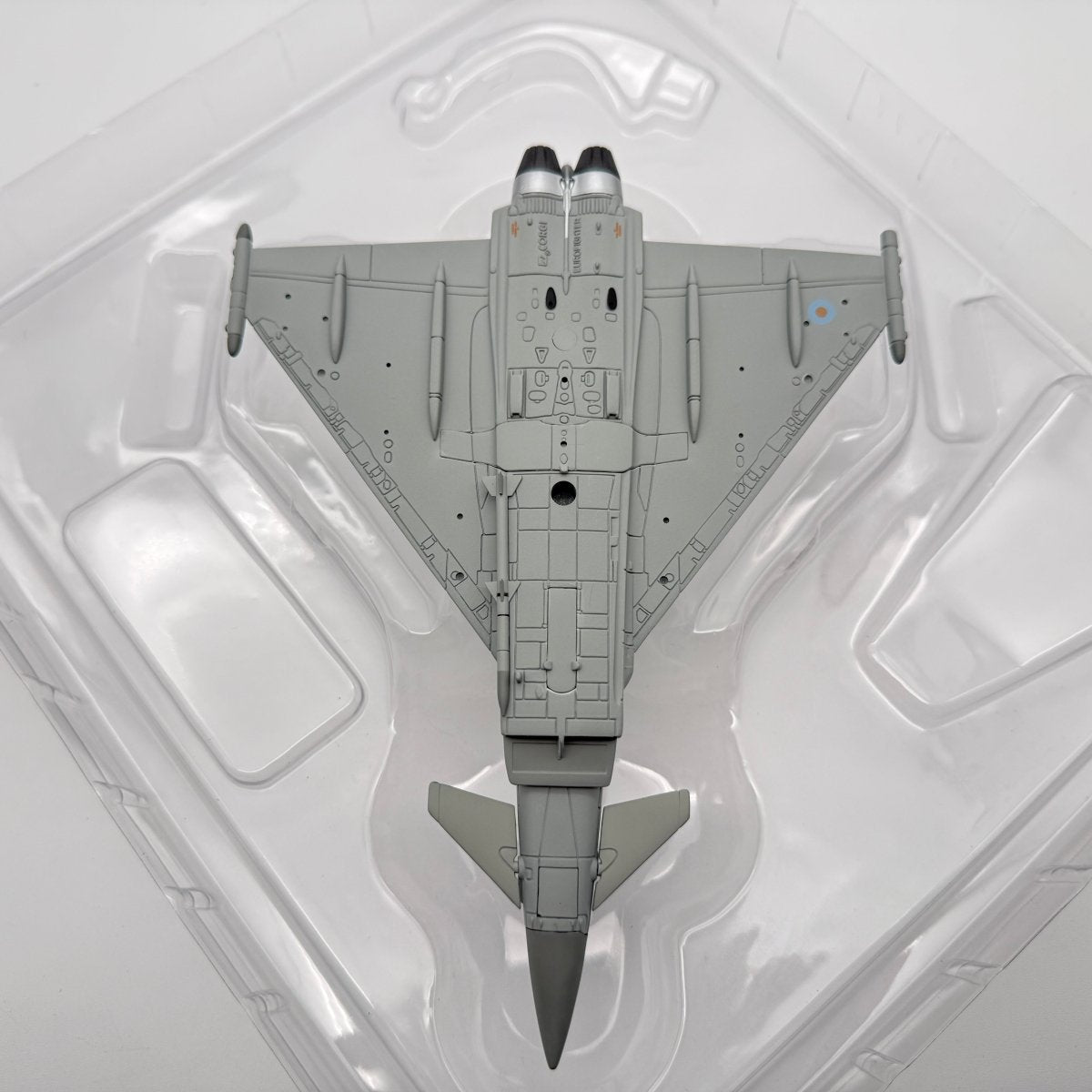Corgi AA36406 1:72 Eurofighter Typhoon ZJ933 RAF No.11 Sqn Operation Ellamy 2011 - Corgi