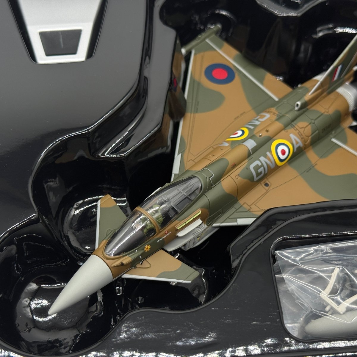 Corgi AA36407 1:72 Eurofighter Typhoon F.Mk 2 RAF No.29(R) Sqn Battle of Britain 2015 - Corgi
