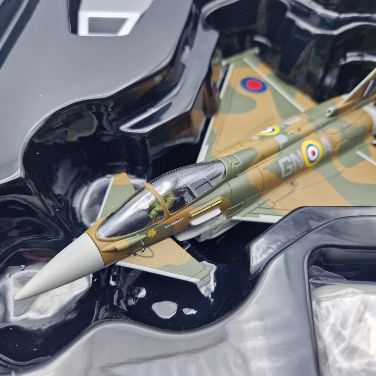 Corgi Aviation Archive 1:72 Eurofighter Typhoon FGR.4 Battle Of Britain 75th Anniversary Scheme AA36407 - Corgi