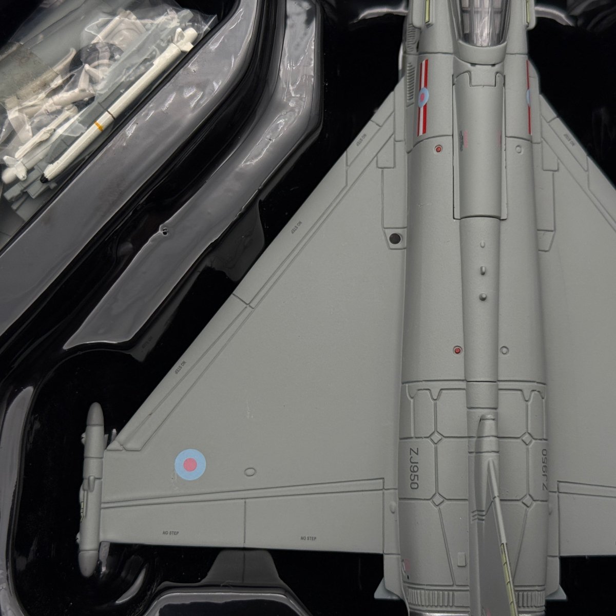 Corgi AA36408 1:72 Eurofighter Typhoon FGR.4 ZJ950 Charity Falklands 1435 Flight - Corgi