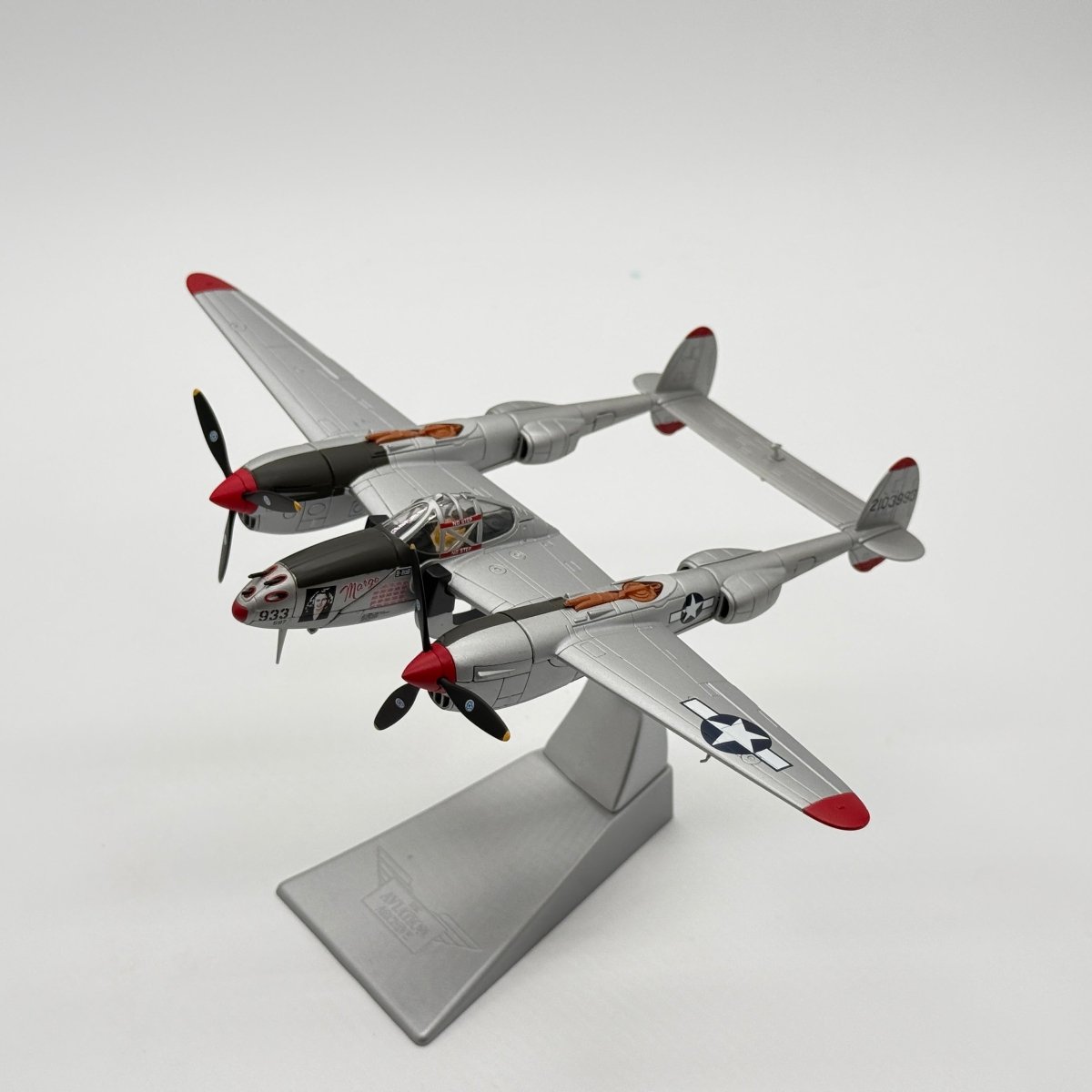 Corgi AA36601 1:72 Lockheed P-38J Lightning USAAF 49th FG 9th FS 42-103993 Marge Richard Bong New Guinea 1942 - Corgi