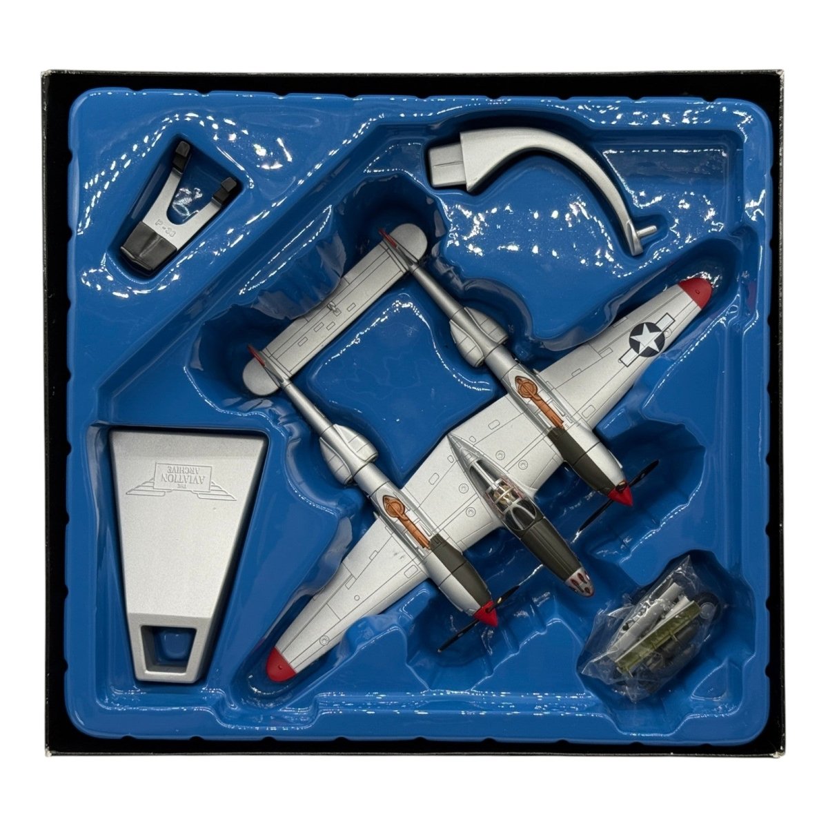 Corgi AA36601 1:72 Lockheed P-38J Lightning USAAF 49th FG 9th FS 42-103993 Marge Richard Bong New Guinea 1942 - Corgi