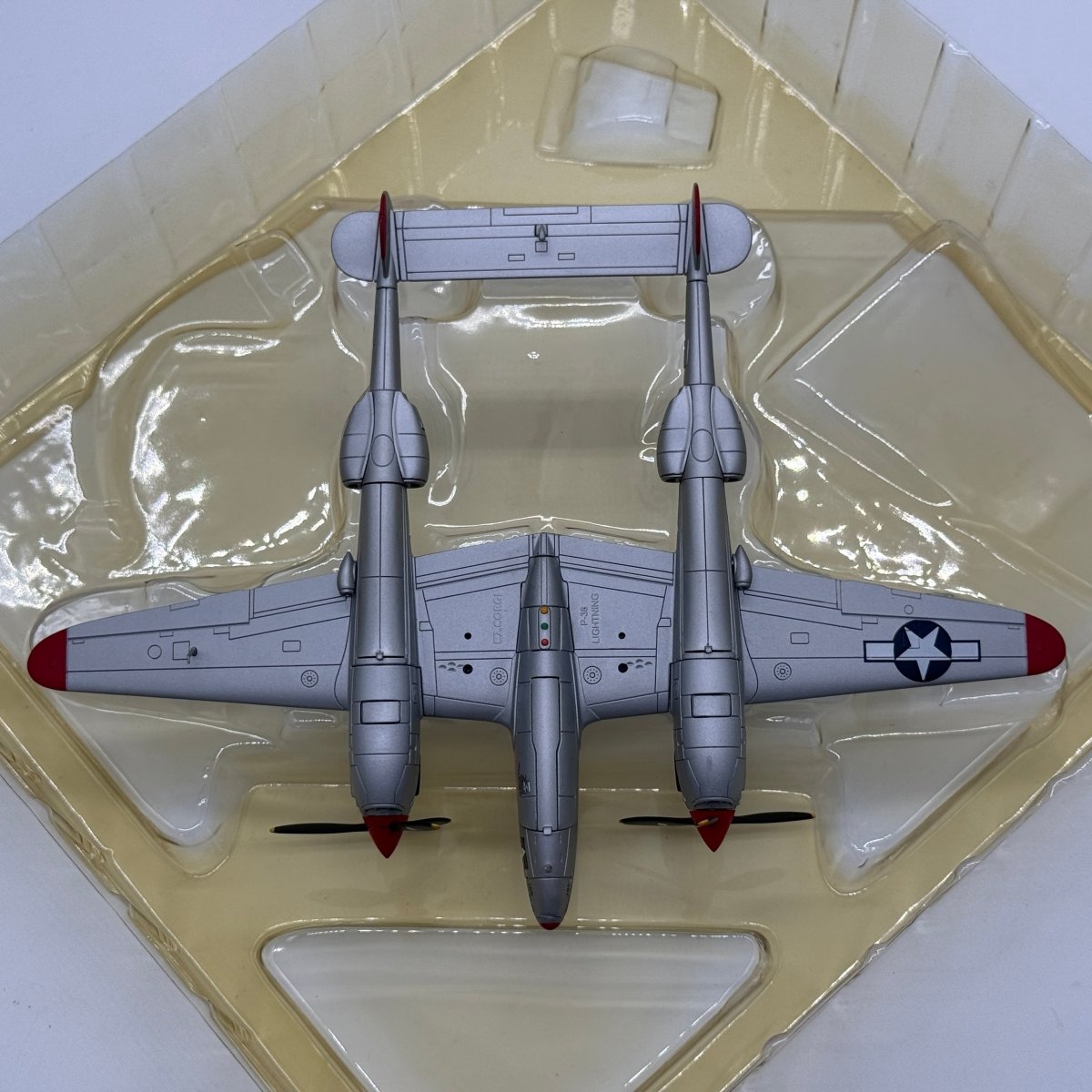 Corgi AA36601 1:72 Lockheed P-38J Lightning USAAF 49th FG 9th FS 42-103993 Marge Richard Bong New Guinea 1942 - Corgi