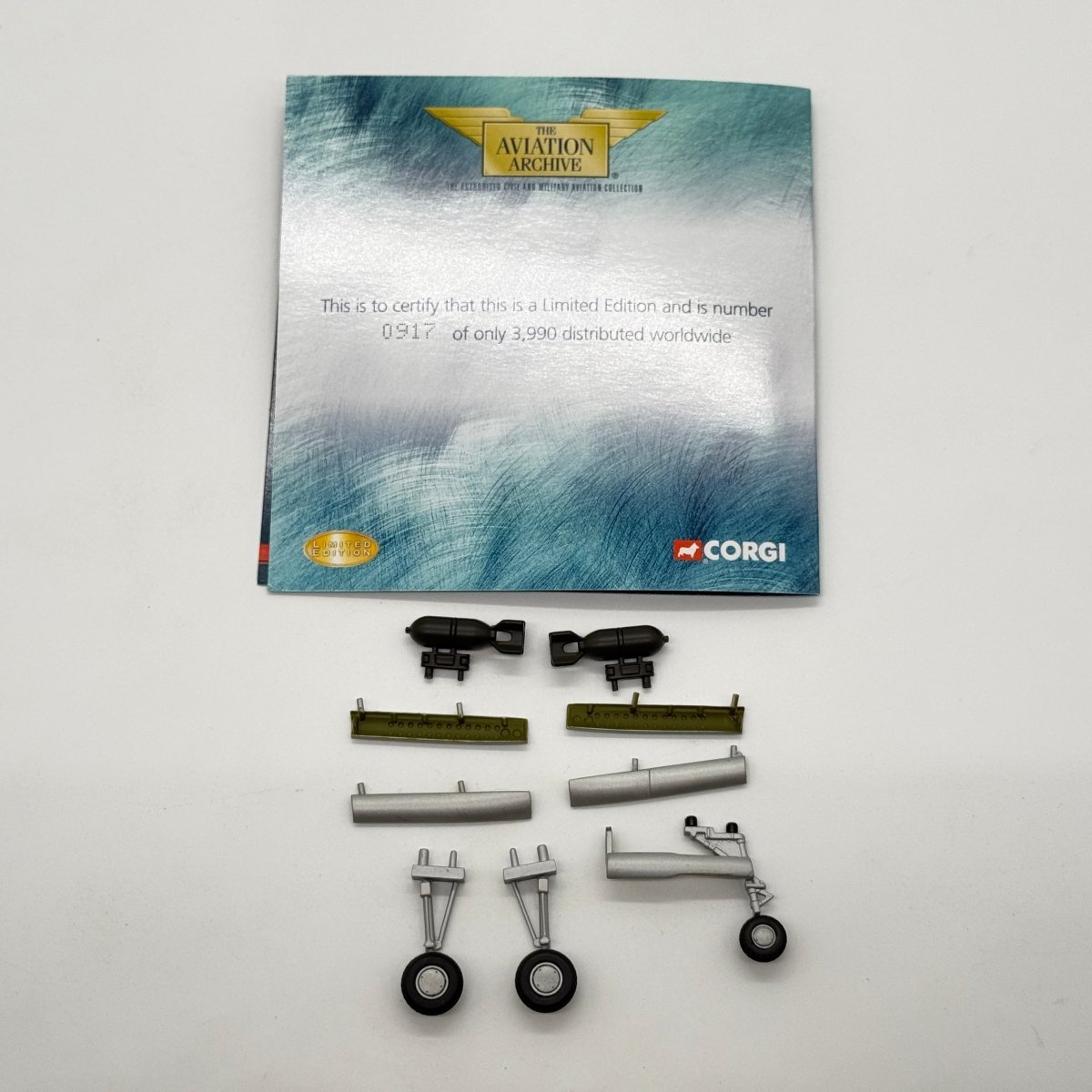 Corgi AA36601 1:72 Lockheed P-38J Lightning USAAF 49th FG 9th FS 42-103993 Marge Richard Bong New Guinea 1942 - Corgi