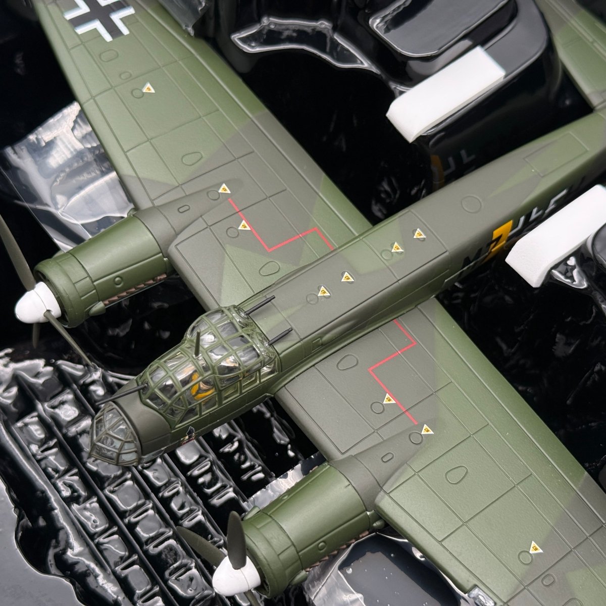 Corgi AA36710 1:72 Junkers Ju 88A-5 1./KGr 806 August 1940 - Corgi