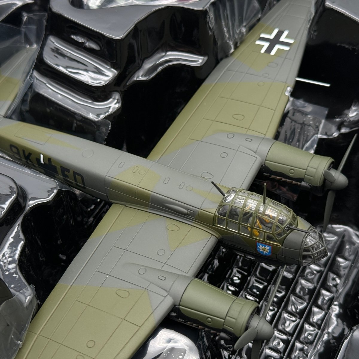 Corgi AA36712 1:72 Junkers Ju 88A-5 9K+ED Stab III./KG 51 1940 - Corgi