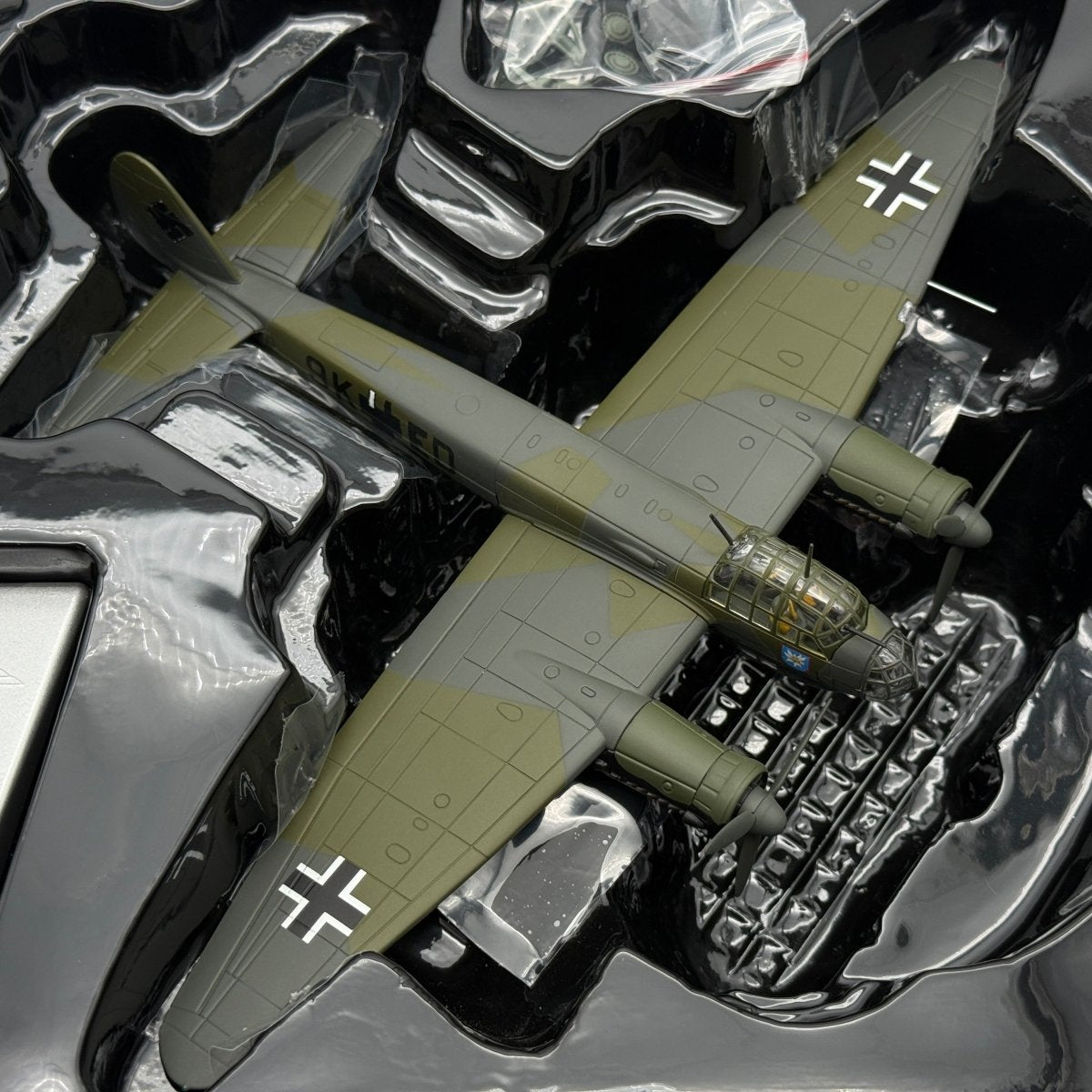 Corgi AA36712 1:72 Junkers Ju 88A-5 9K+ED Stab III./KG 51 1940 - Corgi