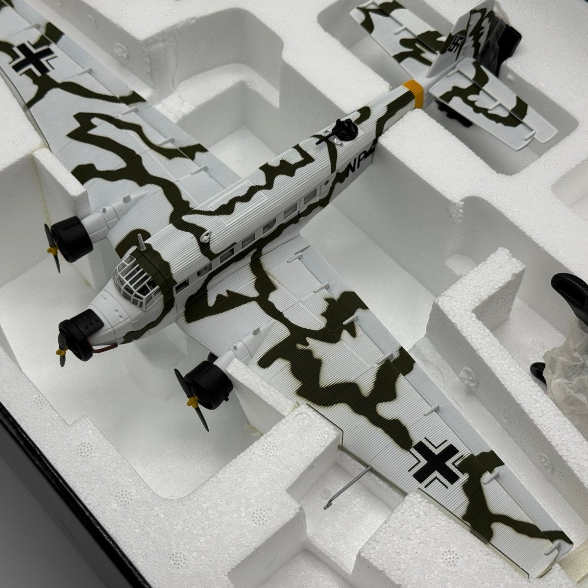 Corgi AA36904 1:72 Junkers Ju 52/3m RJ+NP C-Schulen Thorn Eastern Front December 1941 - Corgi