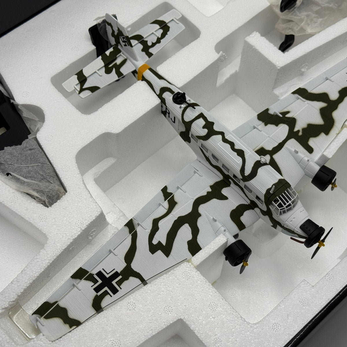Corgi AA36904 1:72 Junkers Ju 52/3m RJ+NP C-Schulen Thorn Eastern Front December 1941 - Corgi