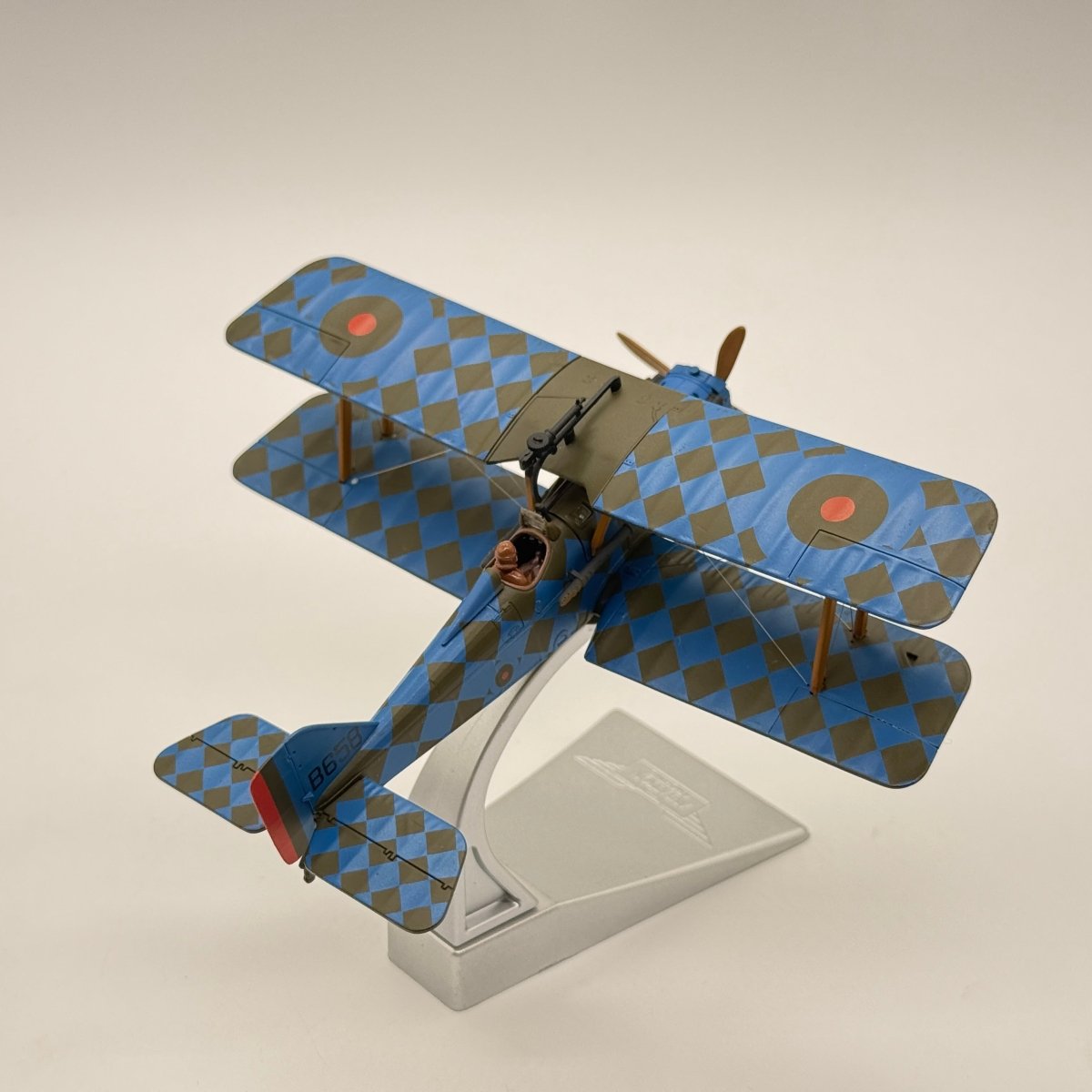 Corgi AA37701 1:48 Royal Aircraft Factory S.E.5a RFC No.61 Sqn B658 C.A. Lewis England 1918 - Corgi