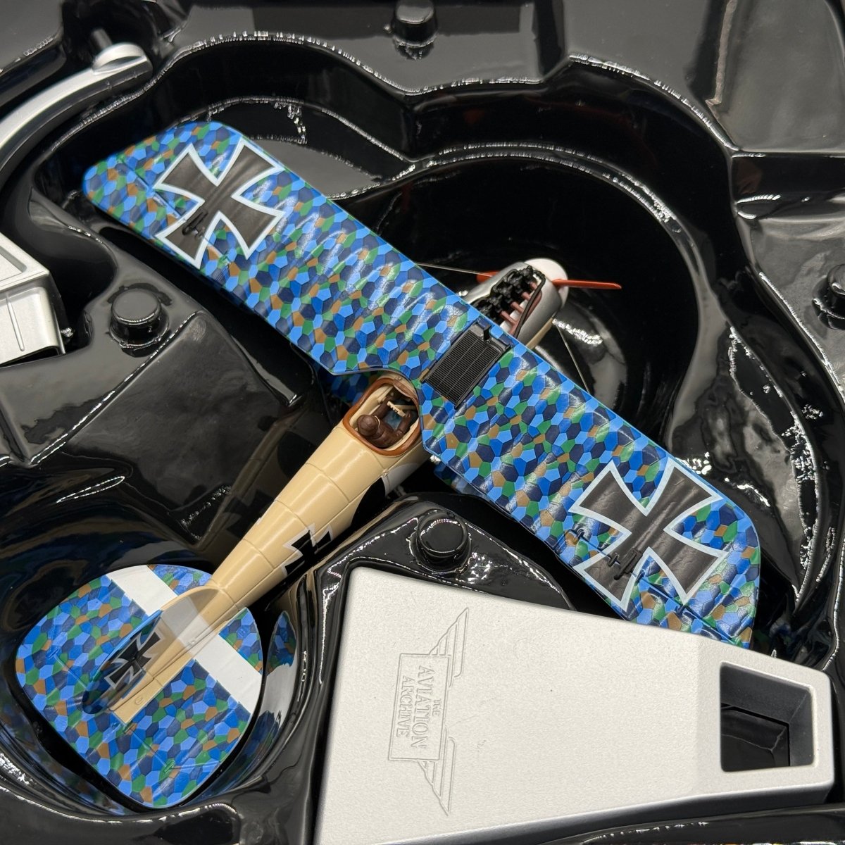Corgi AA37802 1:48 Albatros D.V Luftstreitkräfte Jasta 23B Friedrich Ritter von Roth 1918 - Corgi