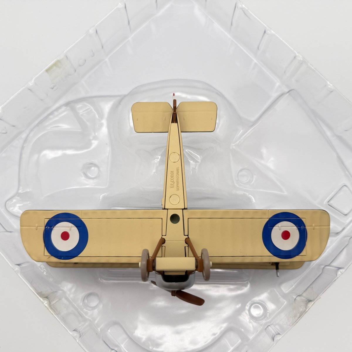 Corgi AA38101 1:48 Sopwith Camel F.1 D9402 Henry Botterell RAF No.208 Sqn France 1918 - Corgi
