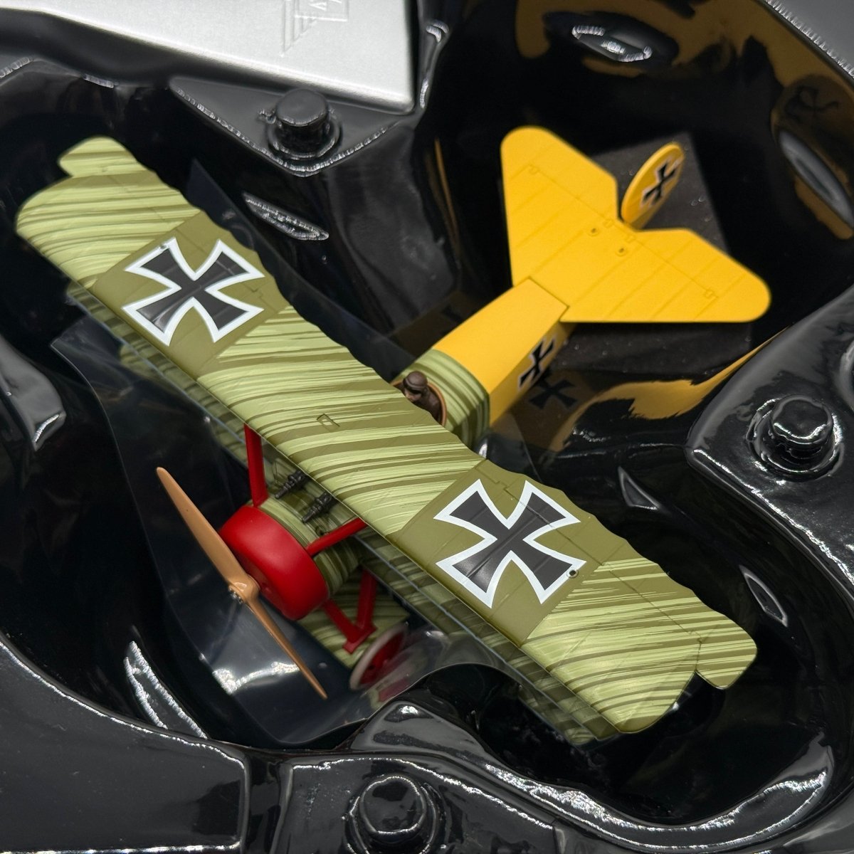 Corgi AA38302 1:48 Fokker Dr.I Triplane Luftstreitkräfte Jasta 11 Lothar von Richthofen 1918 - Corgi