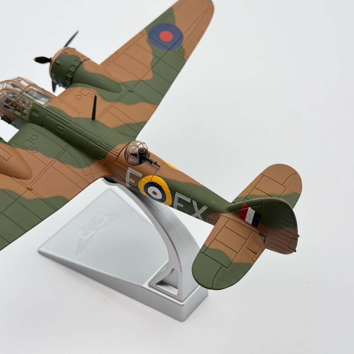 Corgi AA38406 1:72 Bristol Blenheim Mk I Arthur Scarf VC *ISSUES* - Corgi