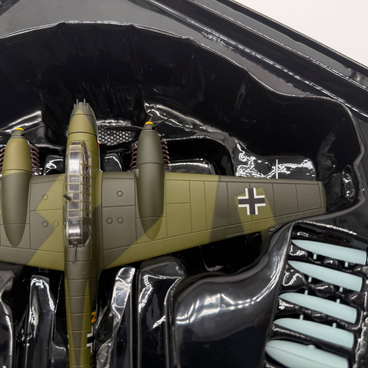 Corgi AA38501 1:72 Messerschmitt Bf 110C Luftwaffe ZG 76 Hans-Joachim Jabs 1940 - Corgi